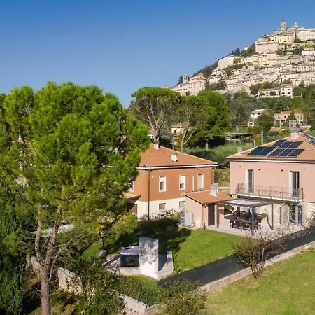 Scappo In Umbria, Casa Ponziano トレビ